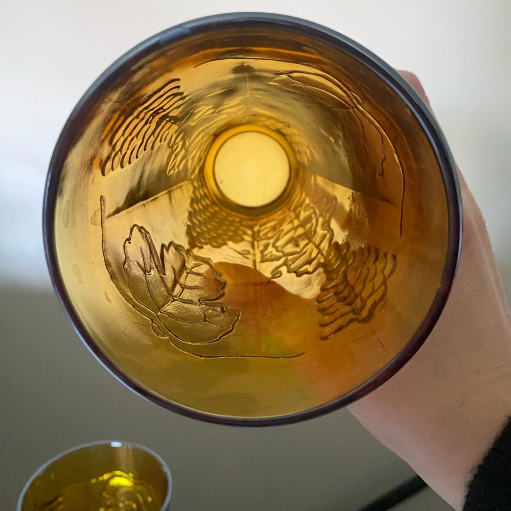 Unique Vintage Amber Glass Tumblers with Grape Design - Picture 2 of 5